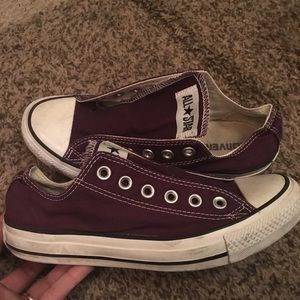 Plum converse